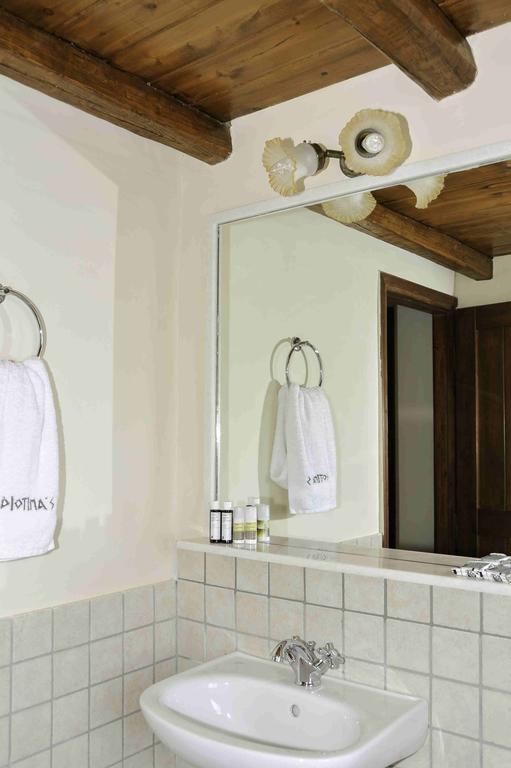 Diotima Homes Kalamáta Kamer foto